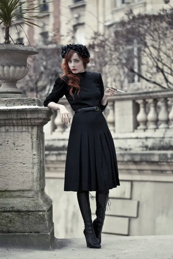 2-black-classic-dress-with-leather-boots