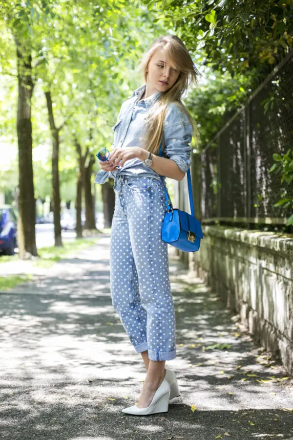 2-cropped-shirt-with-printed-pants