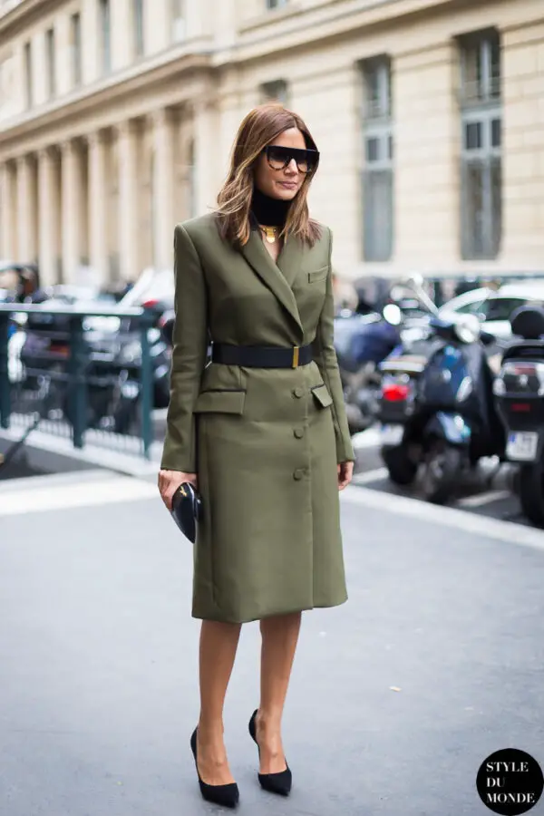 2-military-coat-with-classic-pumps