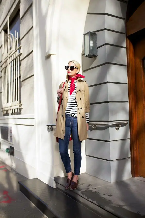 2-neckscarf-with-casual-chic-outfit
