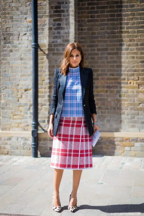 3-checkered-outfit-with-structured-blazer-1
