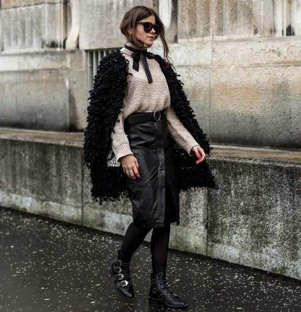 3-eccentric-winter-outfit-with-frilly-coat