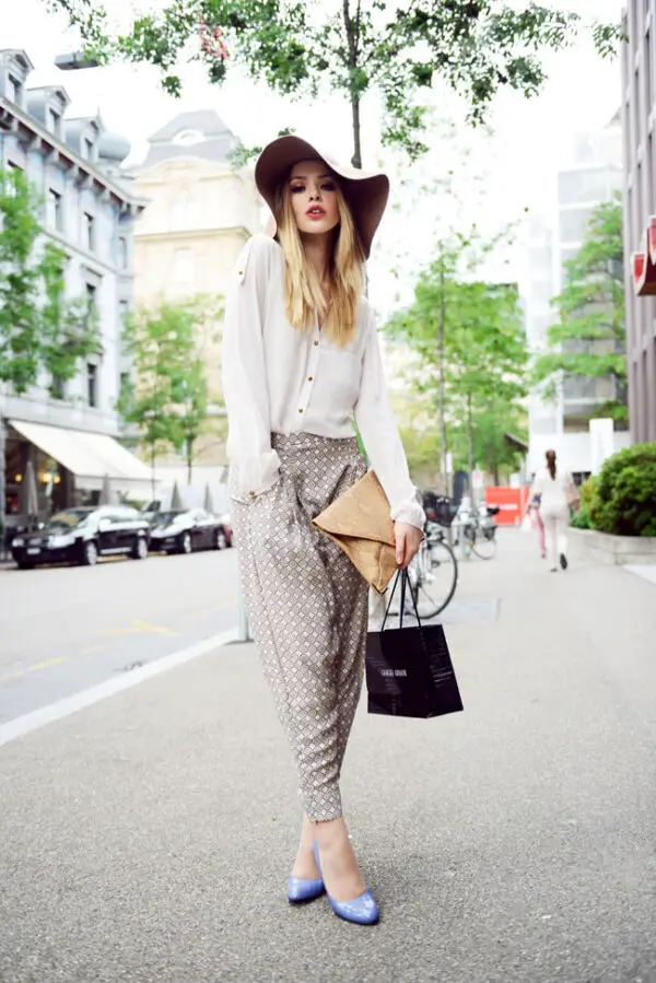 3-floppy-hat-with-chic-outfit-1