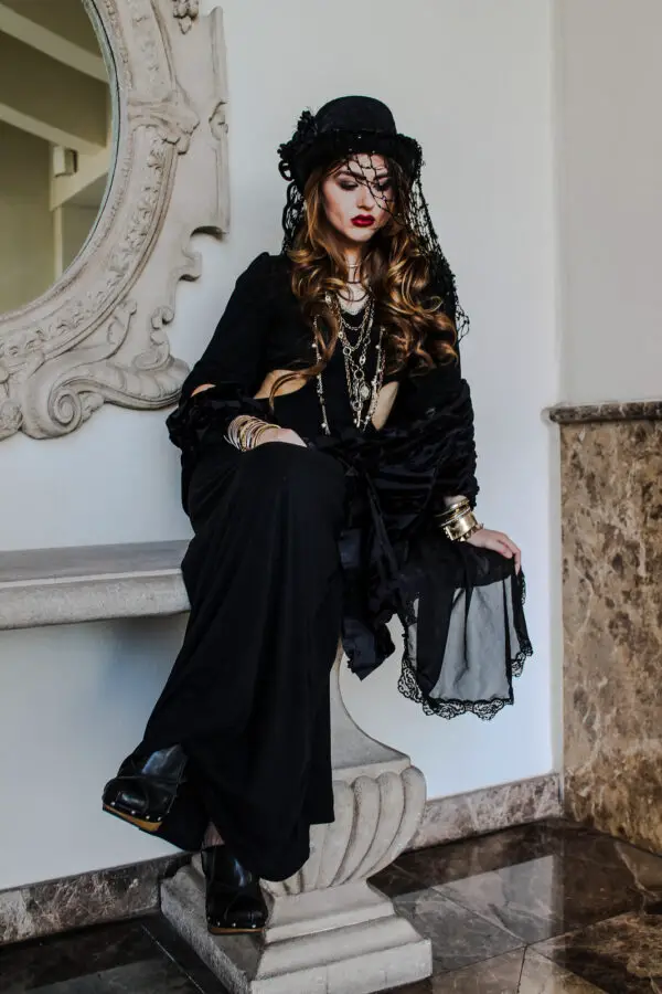 3-gothic-inspired-outfit