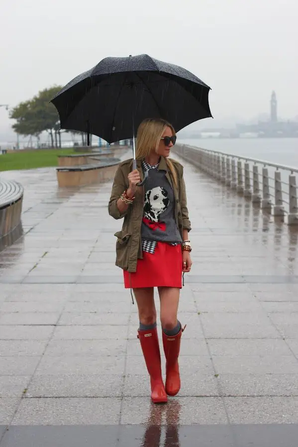3-military-coat-with-rain-boots