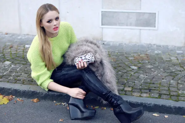 3-neon-top-and-leather-trousers-with-choker