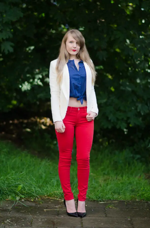3-red-cream-and-blue-outfit