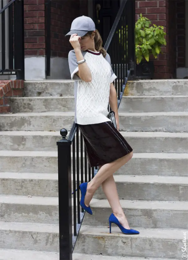 3-sporty-chic-outfit-with-patent-skirt-and-blue-pumps