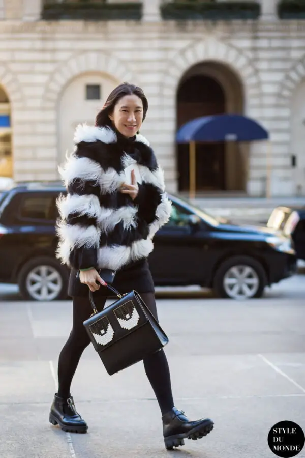 3-striped-fur-coat-with-structured-bag