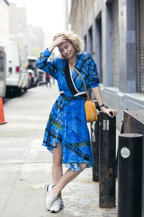 4-abstract-print-dress-with-sneakers