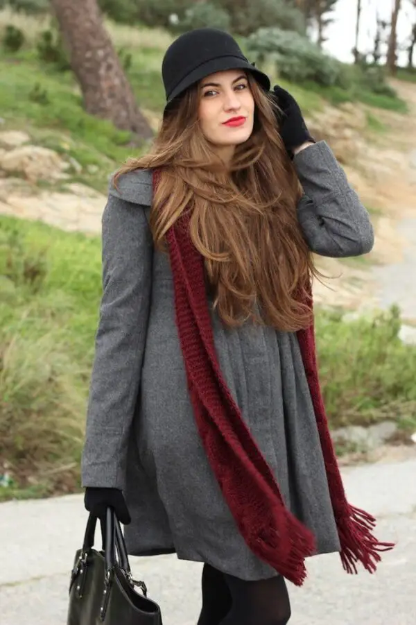4-cloche-hat-with-gray-coat-1