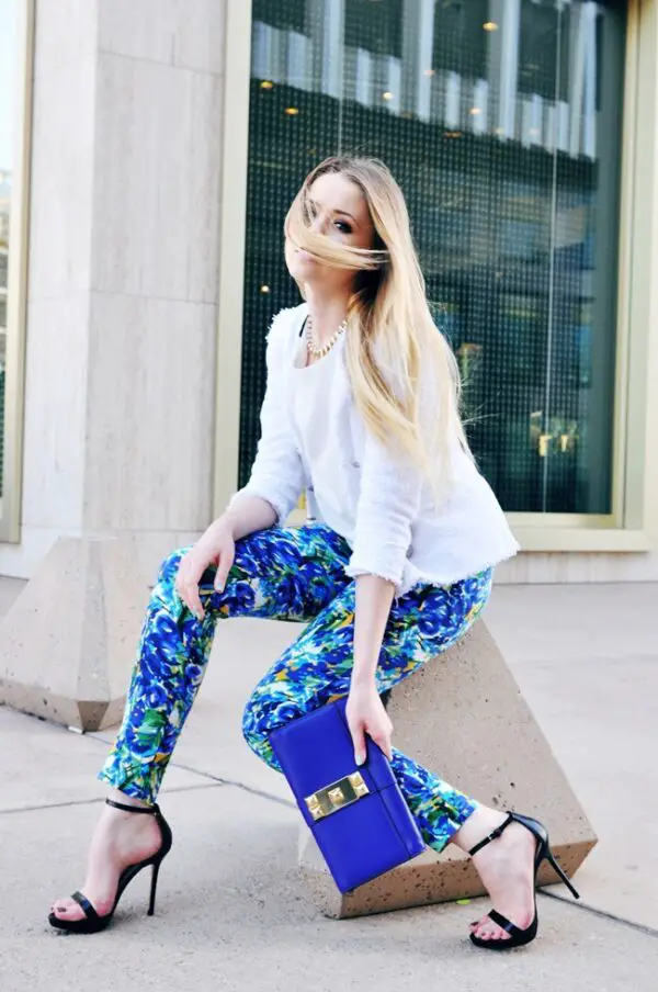 4-cobalt-blue-prited-pants-with-cobalt-blue-clutch-and-white-top