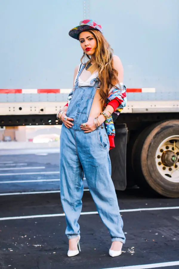 4-denim-overalls-with-colorful-jacket