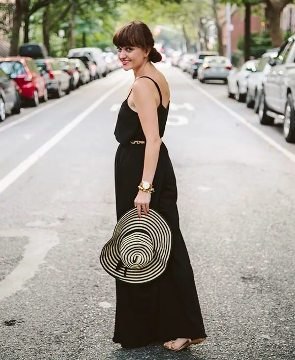 4-maxi-dress-with-striped-hat