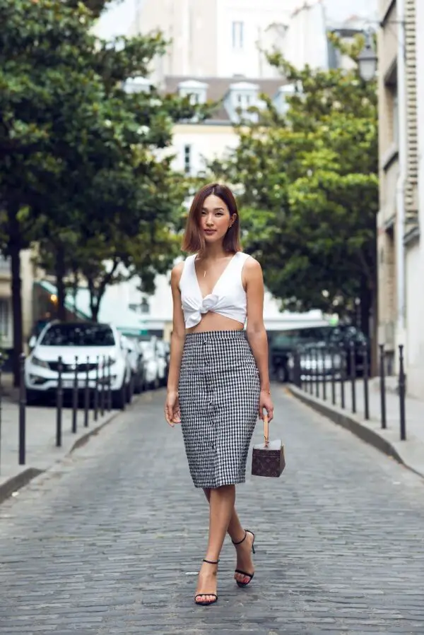 4-sexy-crop-top-with-pencil-skirt