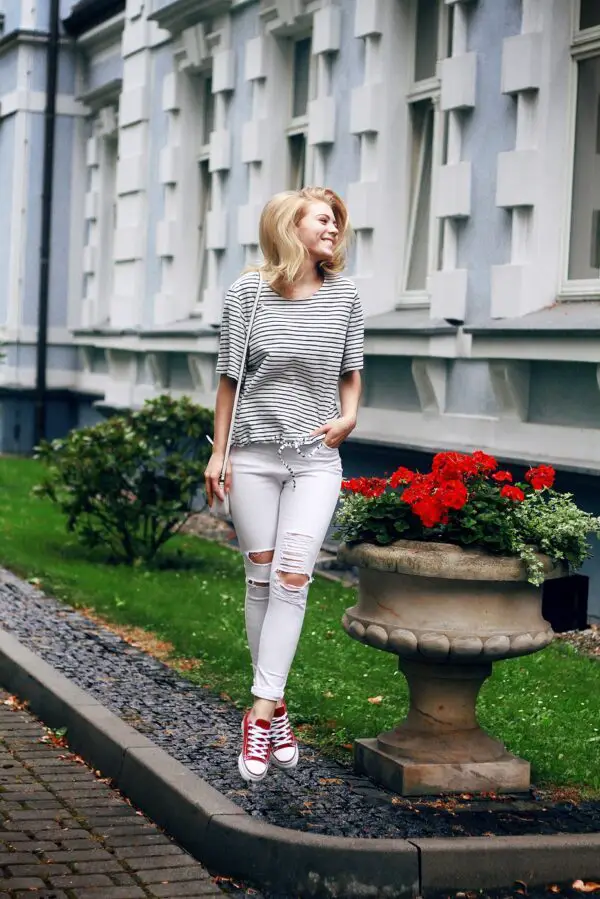 4-striped-shirt-with-white-jeans