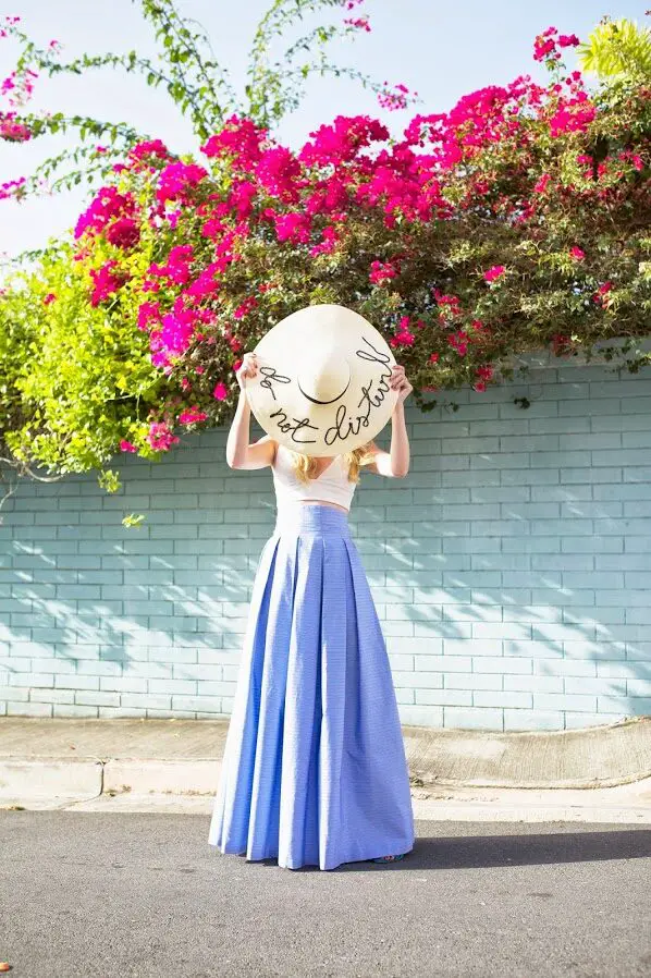 4-wide-brimmed-hat-with-pastel-blue-maxi-skirt