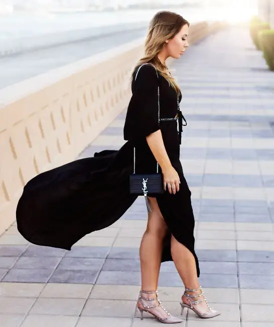 5-black-slit-dress