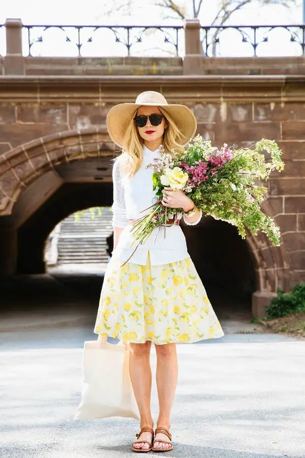 5-brimmed-hat-with-pastel-dress-1