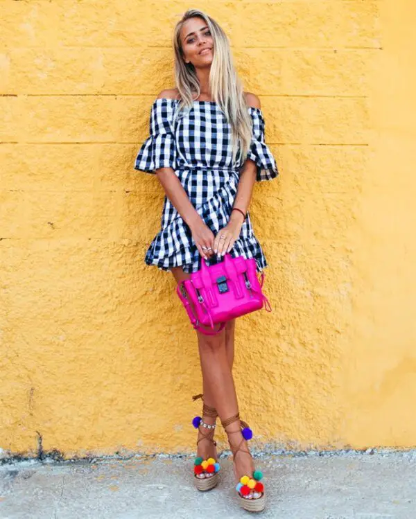 5-gingham-dress-with-pom-pom-sandals-and-pink-bag