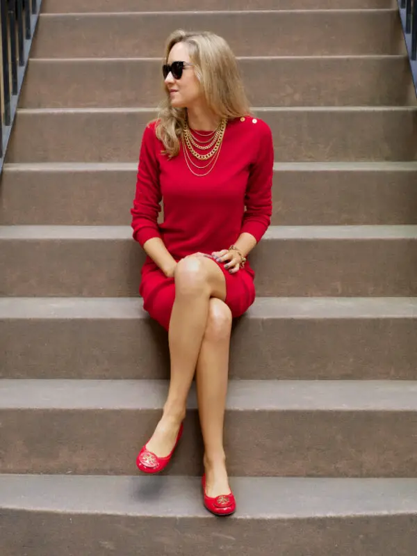 5-gold-necklace-with-red-dress-and-ballet-flats