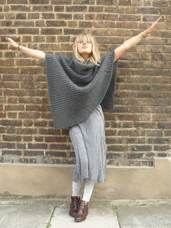 5-knitted-poncho-1