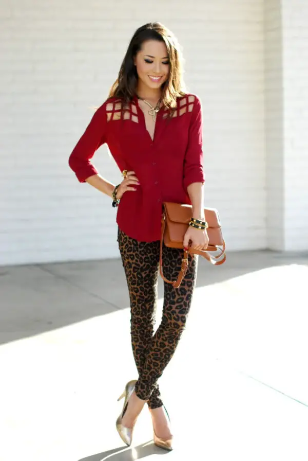5-leopard-leggings-with-chic-top