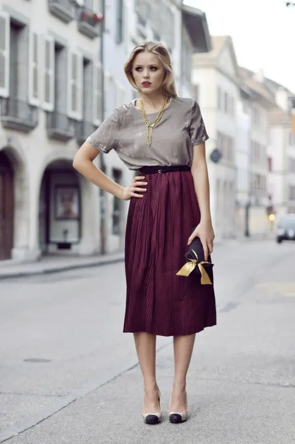 5-midi-accordion-skirt-with-neutral-top