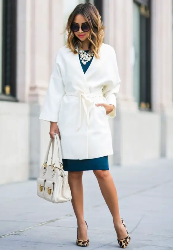 5-white-coat-dress-with-pearl-necklace