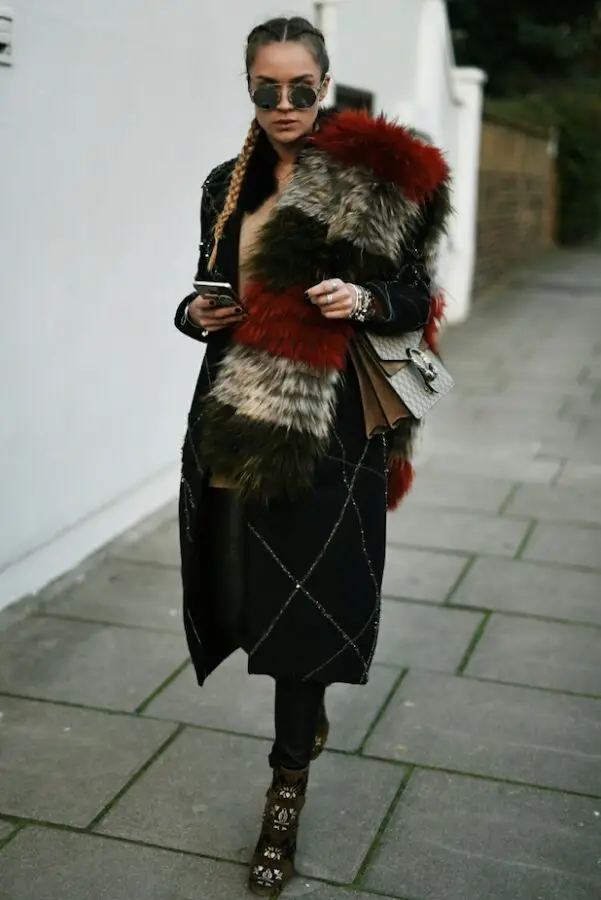 6-fur-scarf-with-winter-outfit