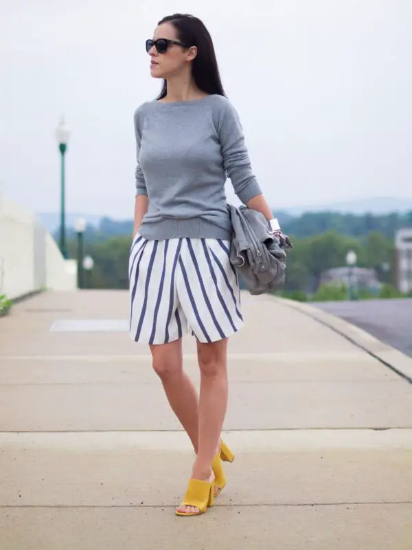 7-casual-sweater-with-striped-shorts