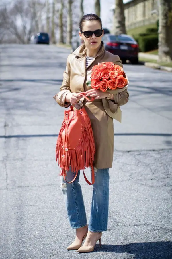 7-fringe-bag-with-casual-chic-outfit