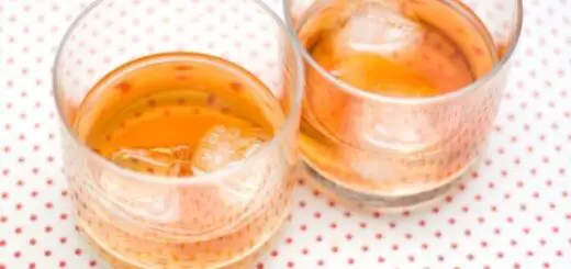 bourbon-grenadine-cocktail