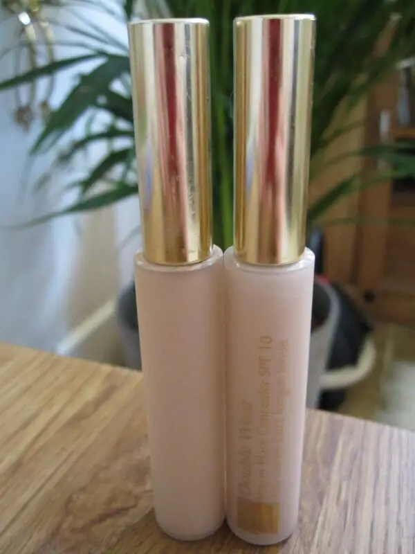 estee-lauder-double-wear-stay-in-place-concealer-review1