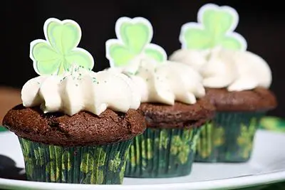 irish-cream-cupcakes