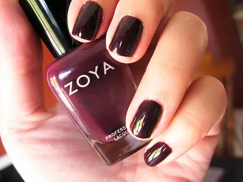 zoya-nail-polish-in-anja-eggplant-nails
