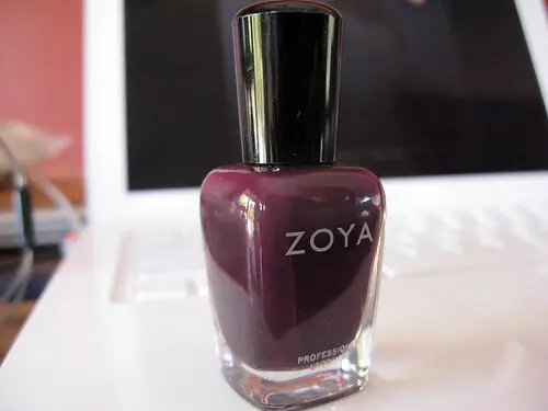zoya-nail-polish-in-anja