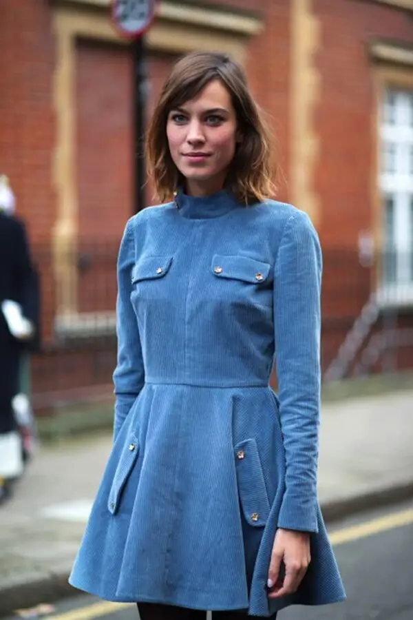 alexa-chung-in-blue-corduroy-dress