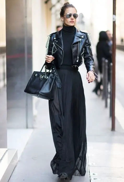 all-black-outfit-maxi-skirt-and-leather-jacket