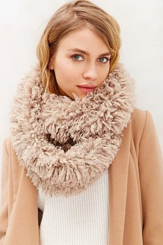 beige-plush-scarf