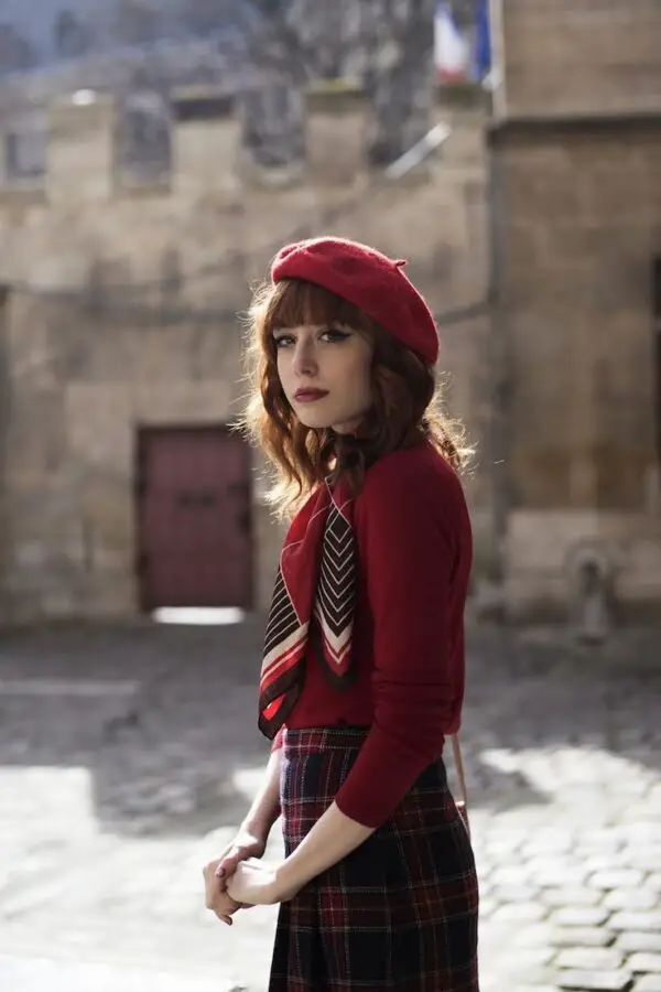 french-inspired-outfit-with-beret-1