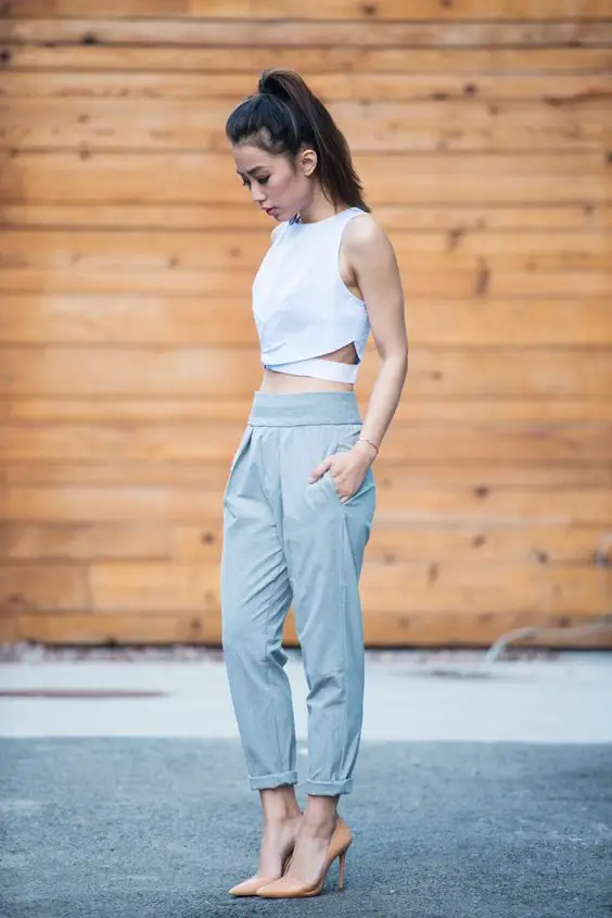 intentional-sweatpants-and-croptop-combo