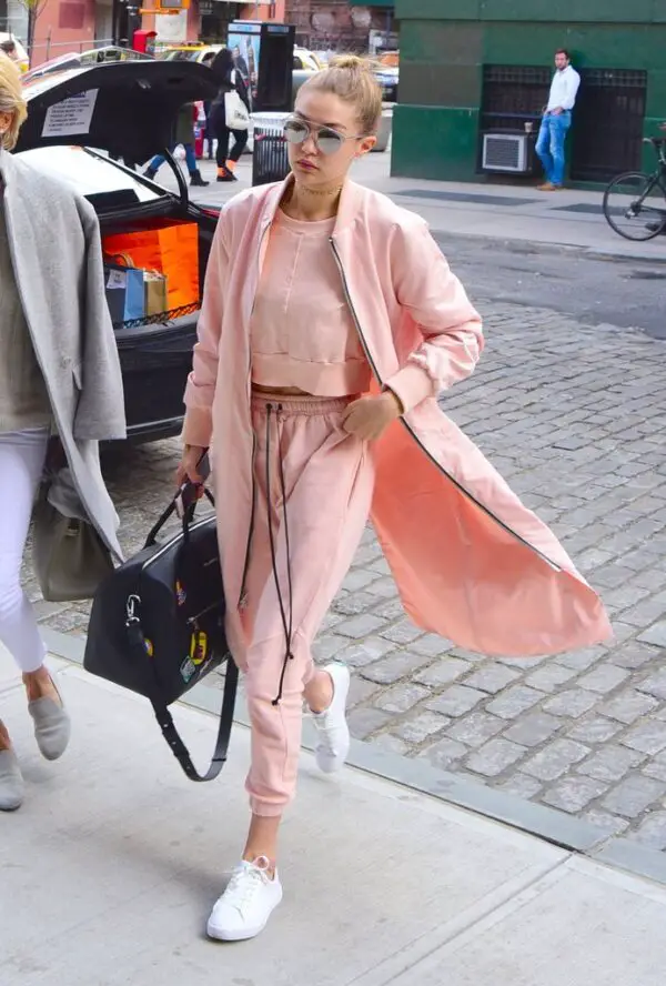 monochromatic-candy-colored-outfit-gigi-hadid