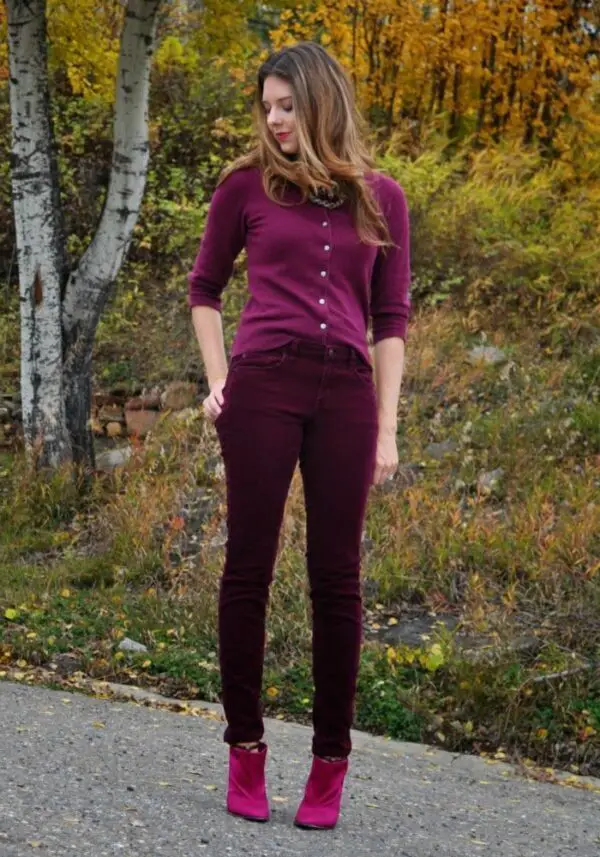 monochromatic-maroon-outfit