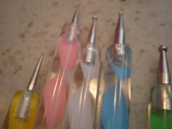 nail-art-pens