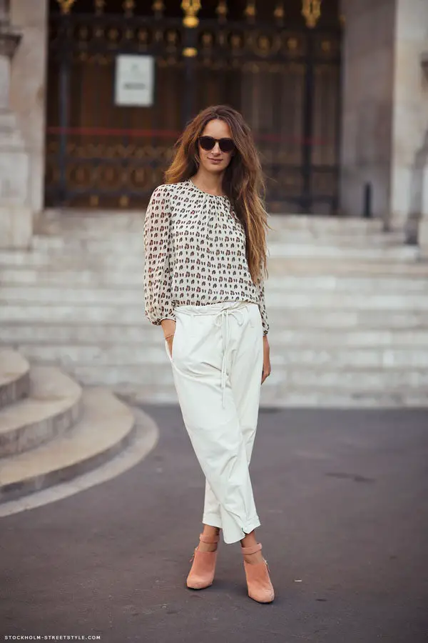 neutral-colored-top-and-white-pants-1