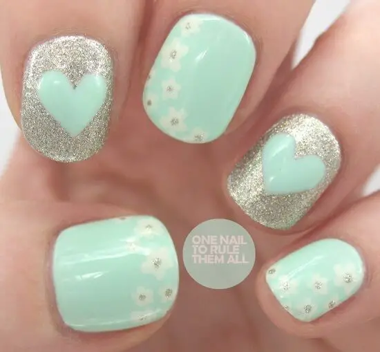 pastel-blue-and-silver-nail-design