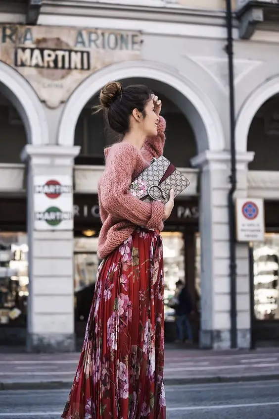 rose-pink-sweater-and-red-floral-skirt