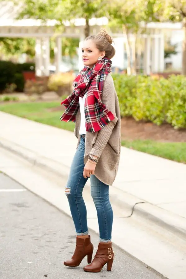 scarf-in-red-plaid