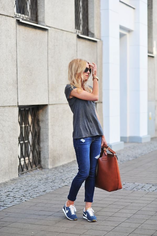 sneakers-and-jeans